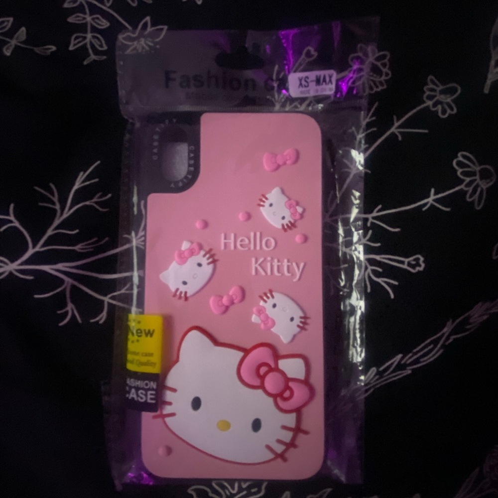 Pink hello kitty iphone Xs max phone case